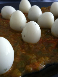 Una foto de Huevos de codorniz duros