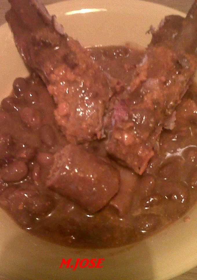 Una foto de Alubias rojas con costilla