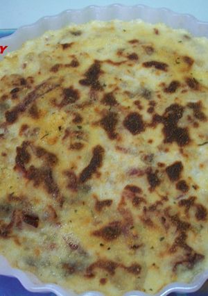 Una foto de Gratinado de berenjenas con jamón y salsa bechamel