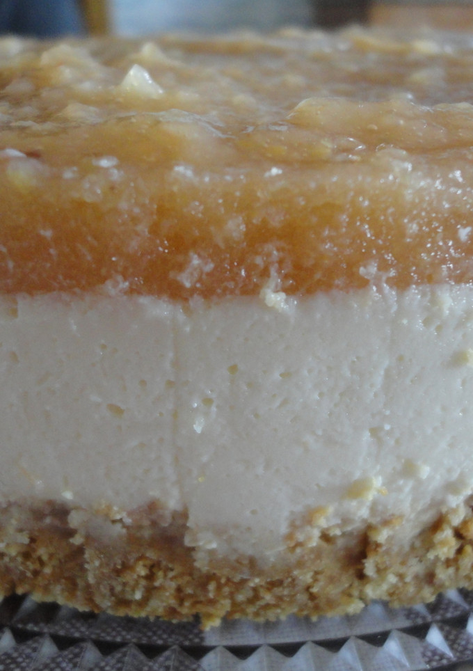 Una foto de Tarta de queso tetilla con dulce de membrillo