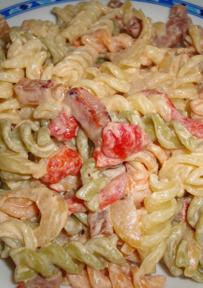 Una foto de Pasta con salsa de cebolla