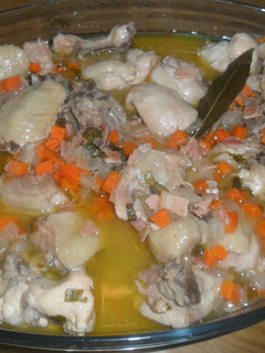 Una foto de Pollo al vino con beicon