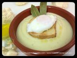Crema de coliflor con huevo escalfado