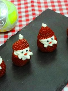 Una foto de Fresitas Navideñas