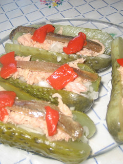 Una foto de Pincho de pepinillo