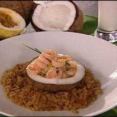 Una foto de Camarones tropicales con rissoto al azafrán