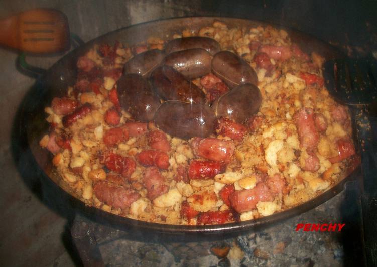 Migas a la leña con sabor de tomillo y romero