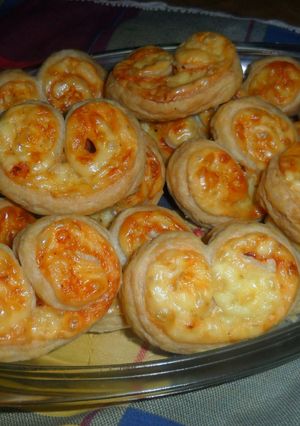 Una foto de Palmeritas con jamón y queso