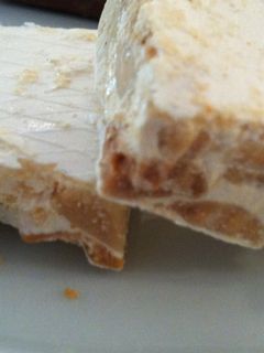 Una foto de Turrón duro