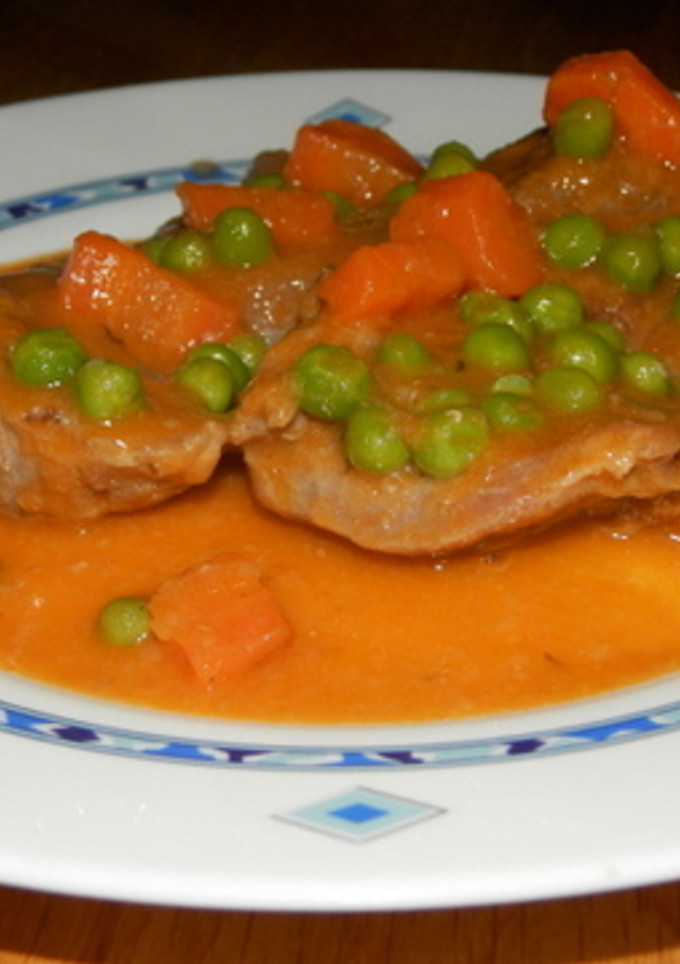 Una foto de Carrilleras en salsa