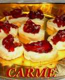 Canapés de pimiento caramelizado