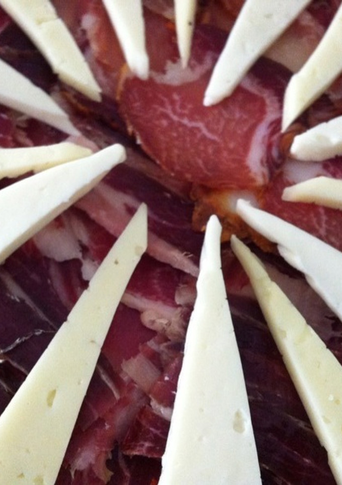 Una foto de Entrantes ibéricos
