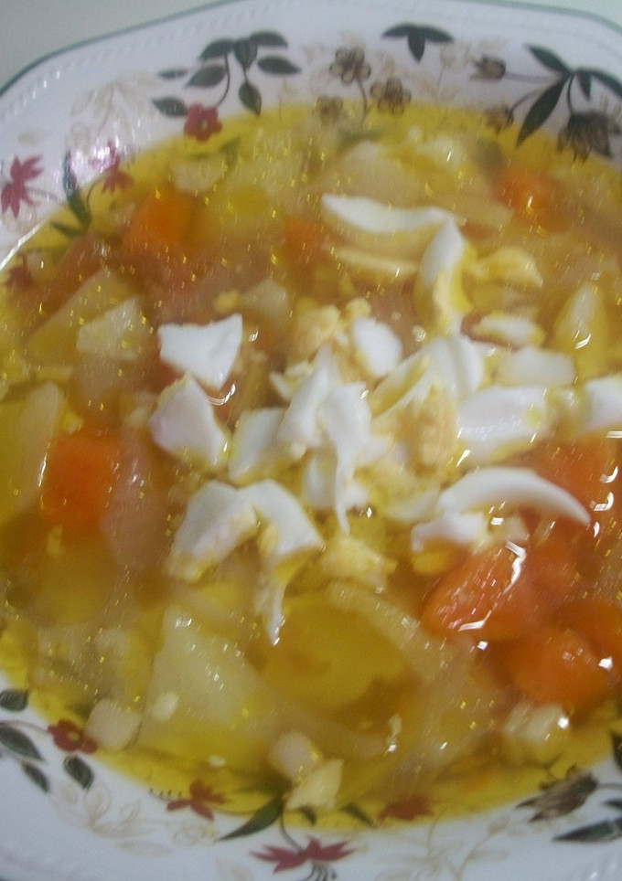 Una foto de Sopa de verduras con jamón Ibérico