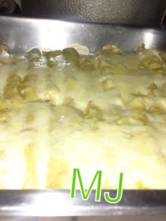 Una foto de Enchiladas suizas con pollo