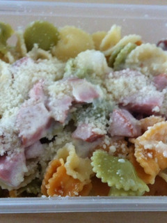 Foto principal de Pasta con salchichas y queso