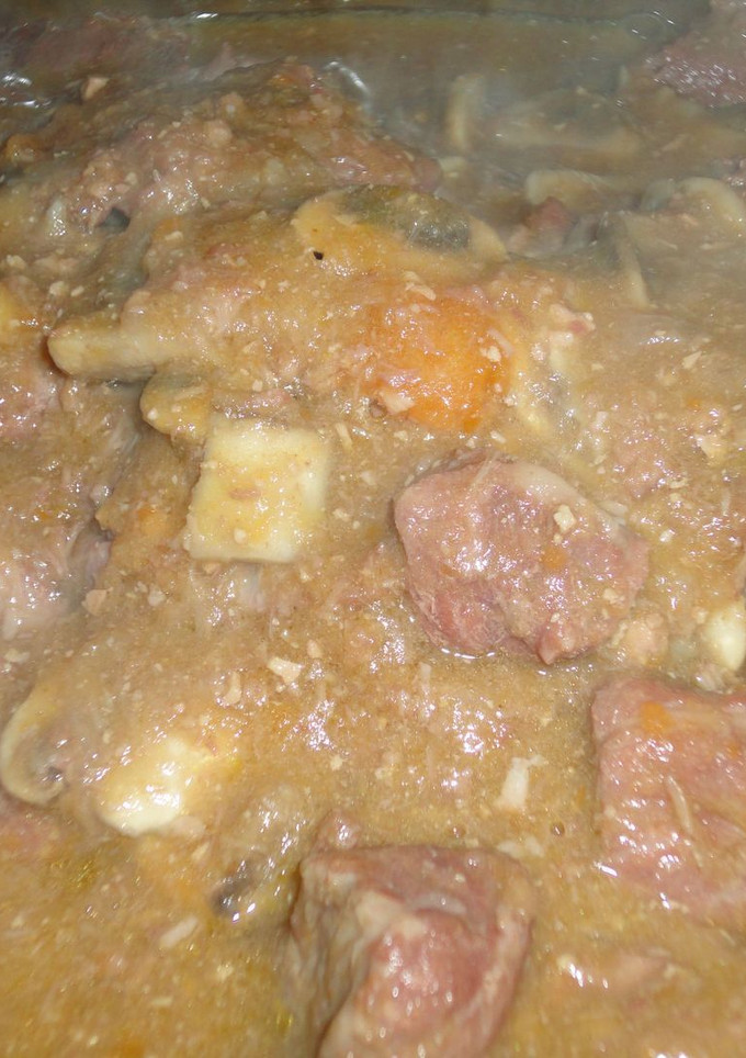 Una foto de Carrilleras en salsa de foie