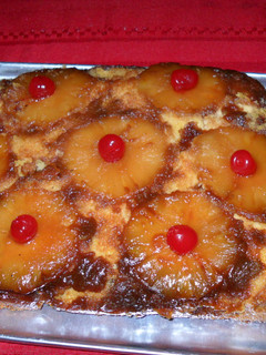 Una foto de Torta volteada de piña