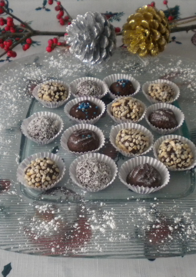 Una foto de Bombones decorados para Navidades