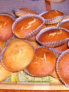 Una foto de Magdalenas de yogur y mandarina