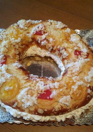 A picture of Roscón de Reyes in a Bread Machine.
