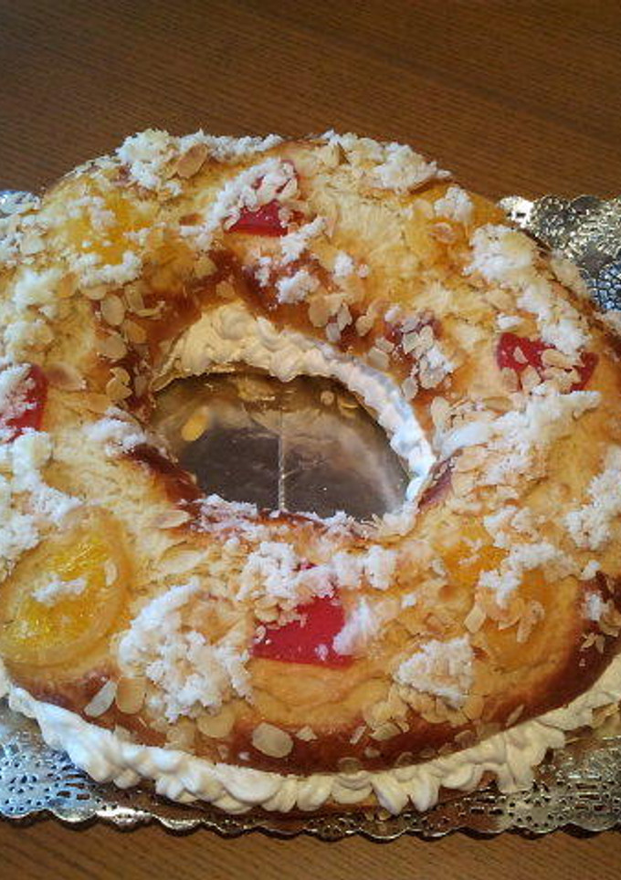 Una foto de Roscón de reyes en panificadora