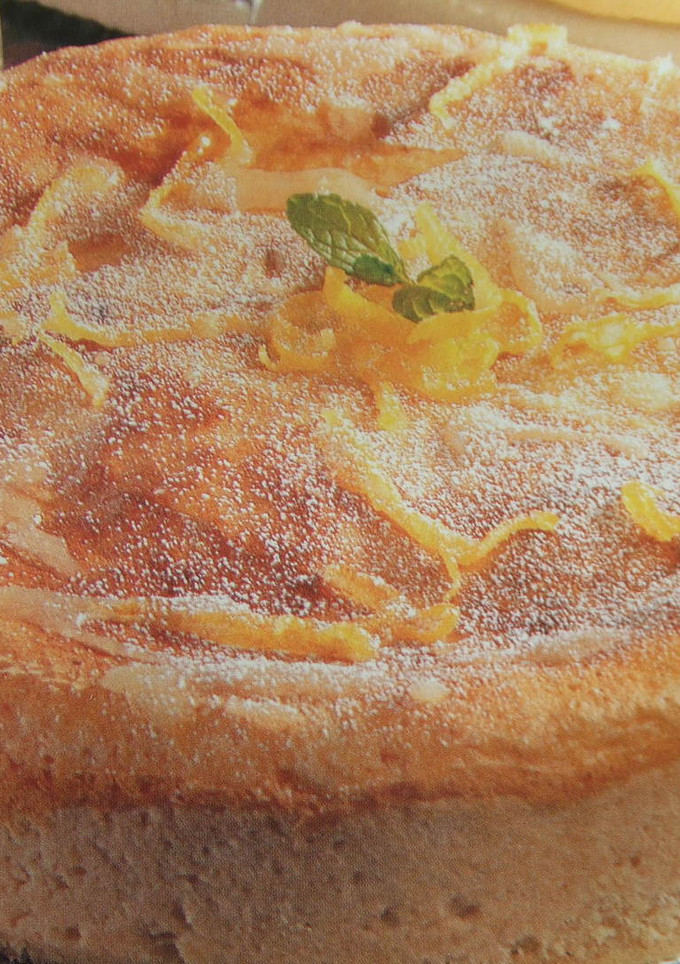 Una foto de Pastel de requesón al limón