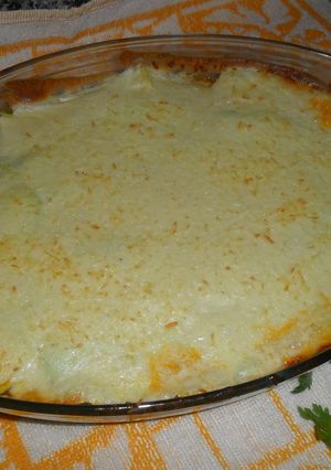 Una foto de Pastel de calabacín con bechamel