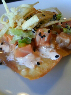 Una foto de Tostadas de salmón