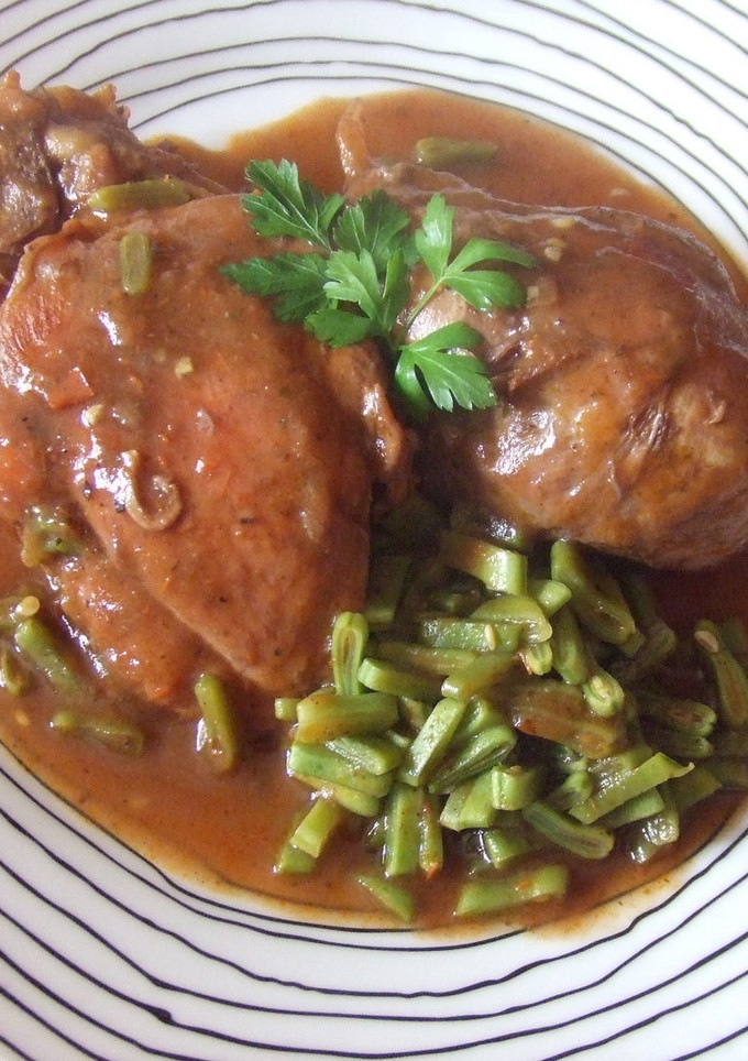 Una foto de Pollo guisado con especias