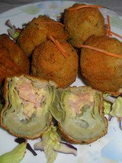 Una foto de Alcachofas rellenas y rebozadas