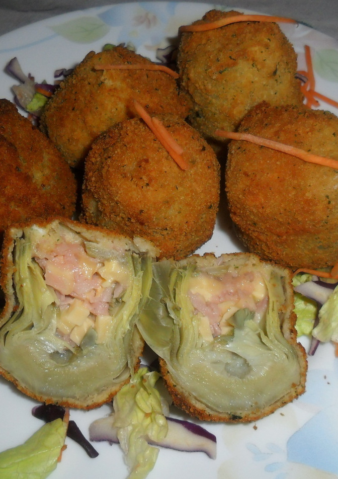 Una foto de Alcachofas rellenas y rebozadas