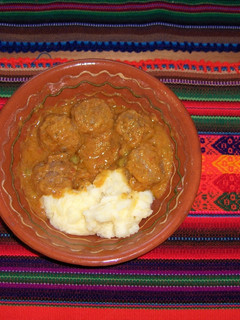 Una foto de ALBONDIGAS EN SALSA CON UN TOQUE DE ESPECIAS