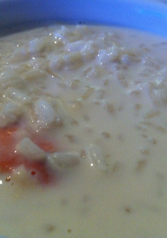 Una foto de Arroz con leche con naranja