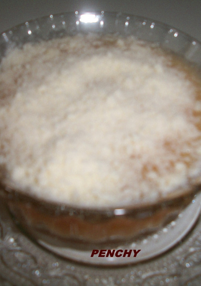 Una foto de Crema de calabacín con tomate al queso Parmesano