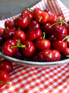Una foto de Salsa de cerezas para rellenos