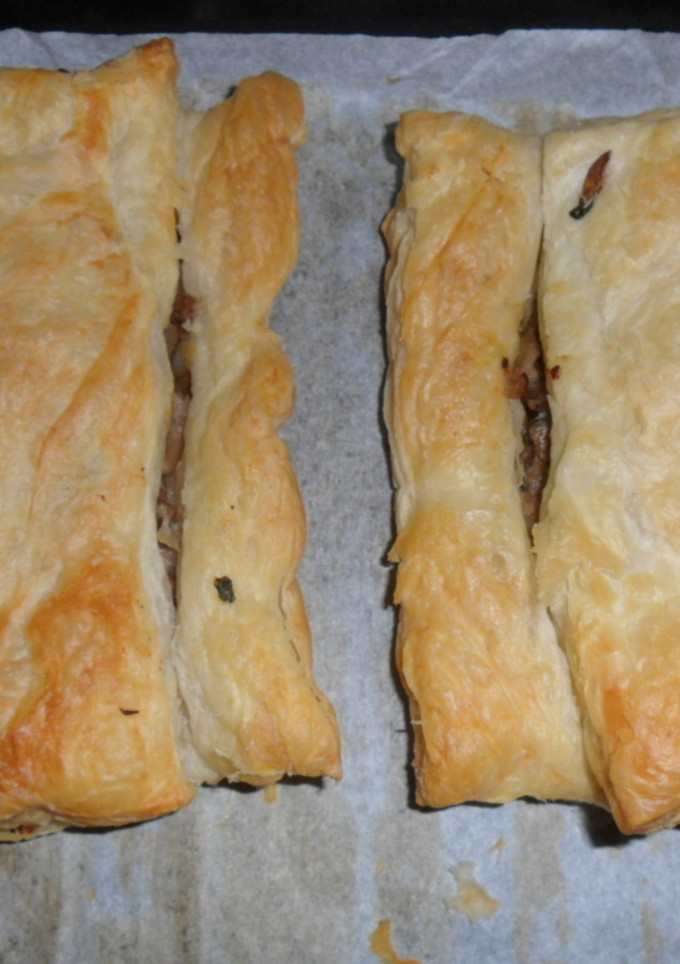 Una foto de Napolitanas rellenas de setas, queso y rúcula 