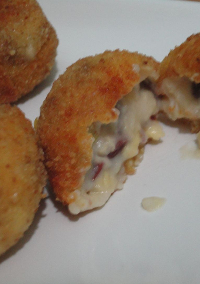 Una foto de Croquetas de cecina y puerro