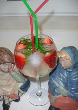 Una foto de Gin tonic afrodisiaco