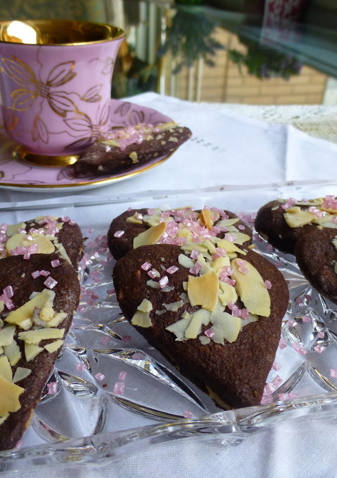 Una foto de Galletas chocolate forma corazón