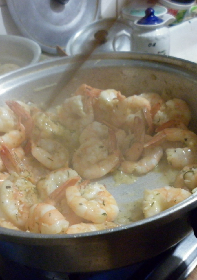 Una foto de Gambas (o langostinos) al ajillo