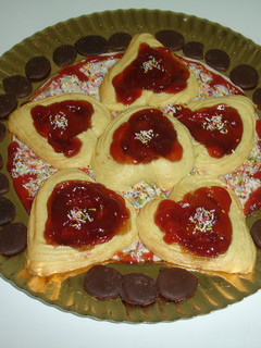 Una foto de Galletas corazón mermelada y otras
