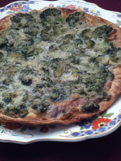 Una foto de Tarta de brocoli y queso azul