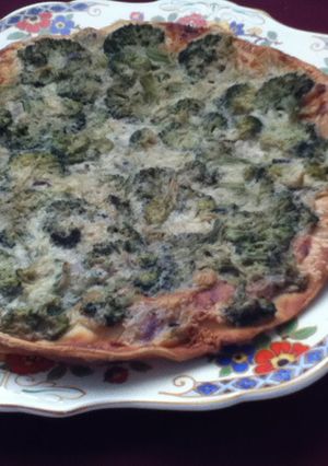 Una foto de Tarta de brocoli y queso azul