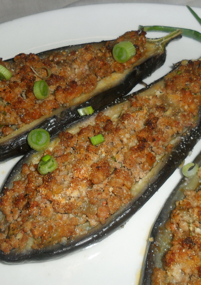 Una foto de Barquitas de berenjenas rellenas