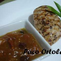 Una foto de Supreme de frango com chutney de manga