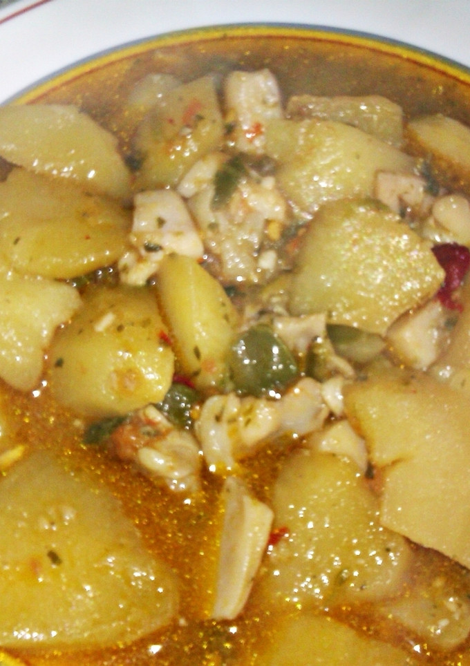 Una foto de Patatas guisadas con sepia