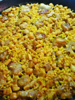 Una foto de Arroz con costilla y panceta