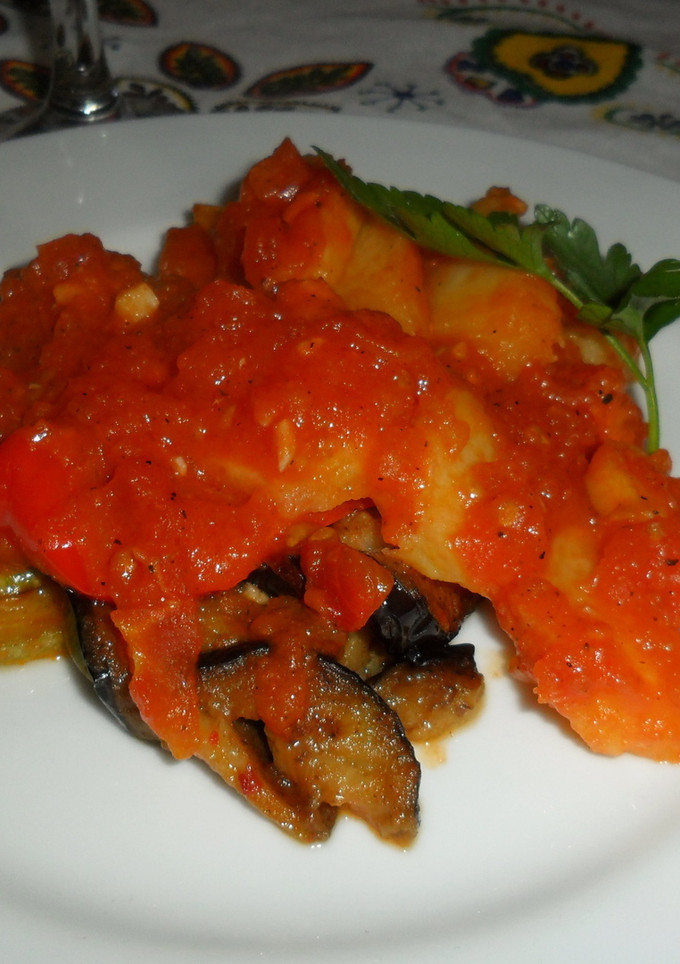 Una foto de Tumbet de patatas, berenjenas y tomates
