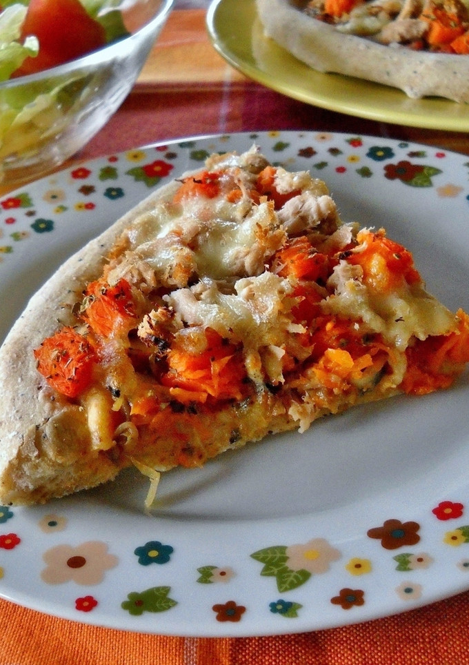 Una foto de Pizza de calabaza y atún