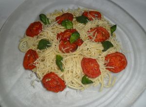Foto principal de Espaguetis al limón con tomates peritas